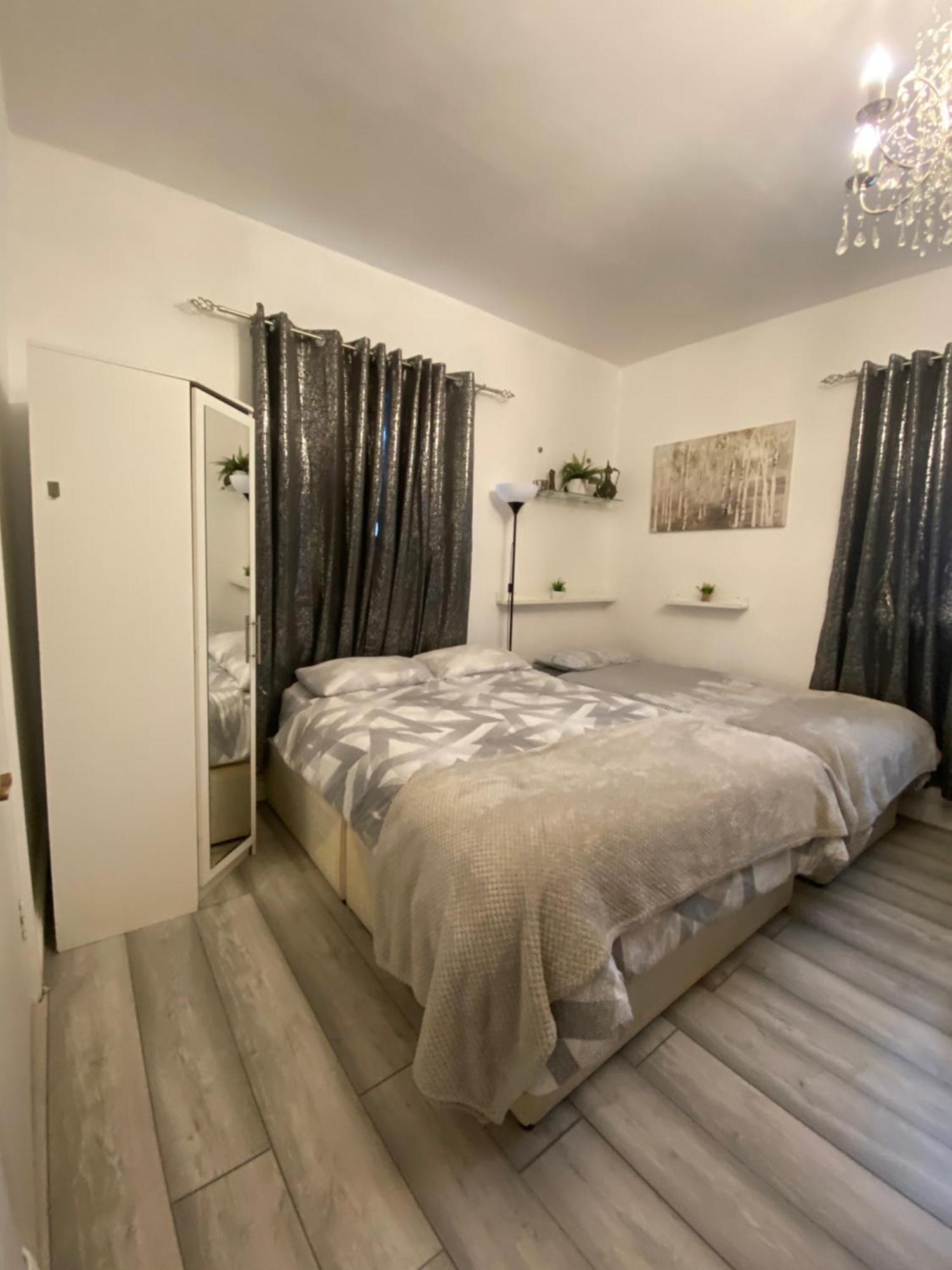 Da Giuseppe London Apartment Luaran gambar